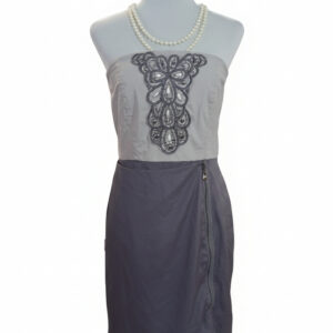 Vestido de Cóctel Bicolor con Pedrería (Color Plomo/Gris)